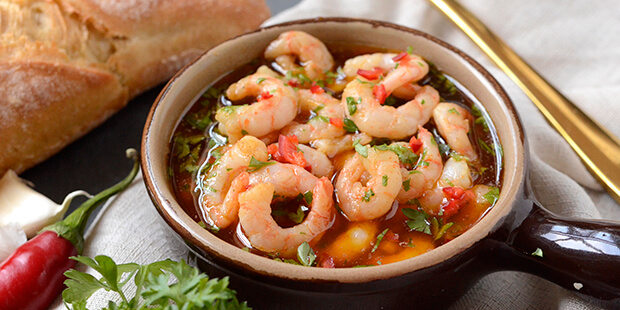 Lækker smag af chili og hvidløg og lidt godt brød til, så bliver det ikke bedre.