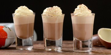 Begejstringen er stor, når disse kinderæg shots bliver serverede, for de smager simpelthen så godt.