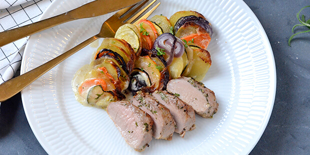 De lækre flødebage grøntsager og svinemørbraden er det perfekte match