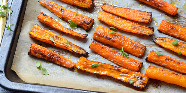 Drys gerne med lidt frisk timian efter bagningen