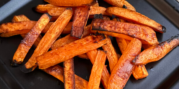 Fritter af sød kartoffel bagt i airfryer