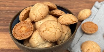 Makroner med mandelmel