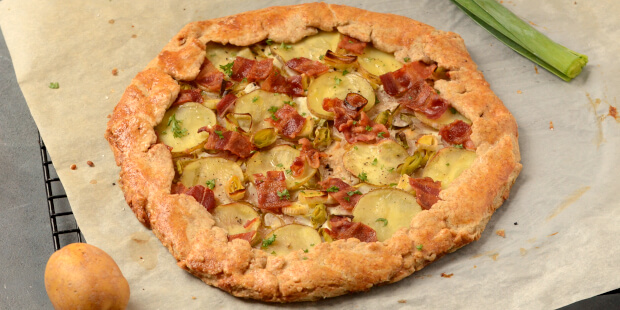 Galette med kartofler, porre og bacon