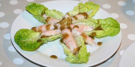 Jomfruhummerhalerne kan anrettes på mange dekorative måder.